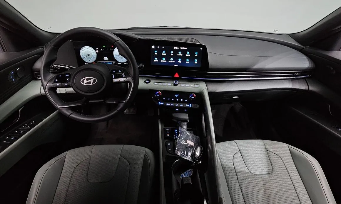 Hyundai AVANTE — фото 4