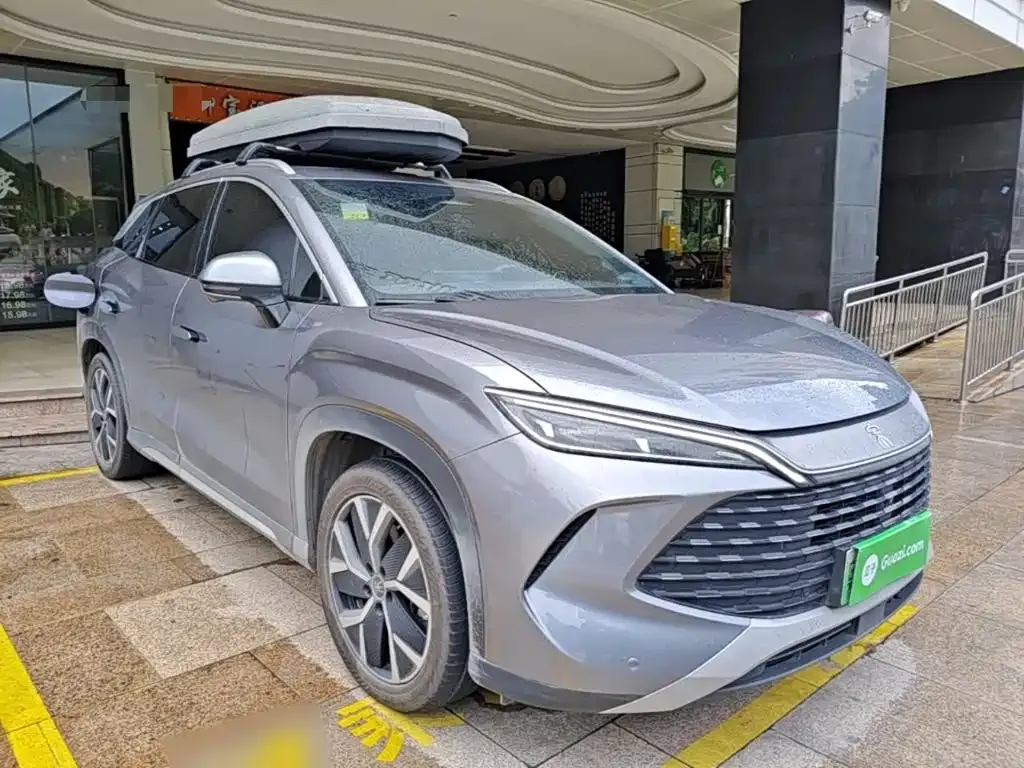 BYD L DM-i — фото 8