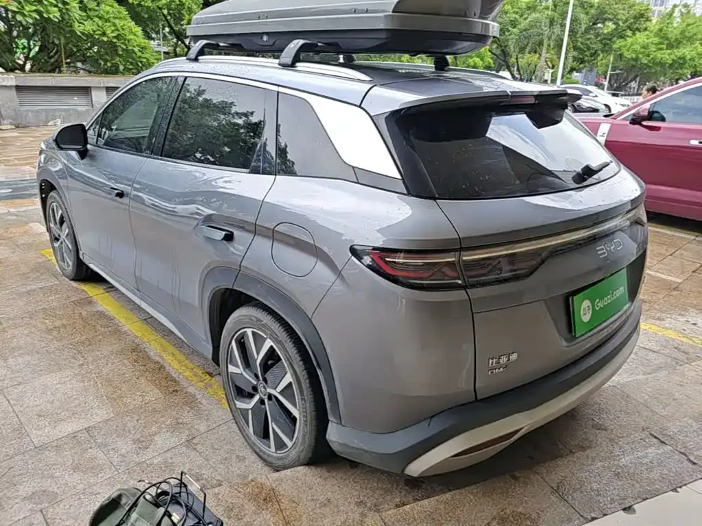 BYD L DM-i — фото 6
