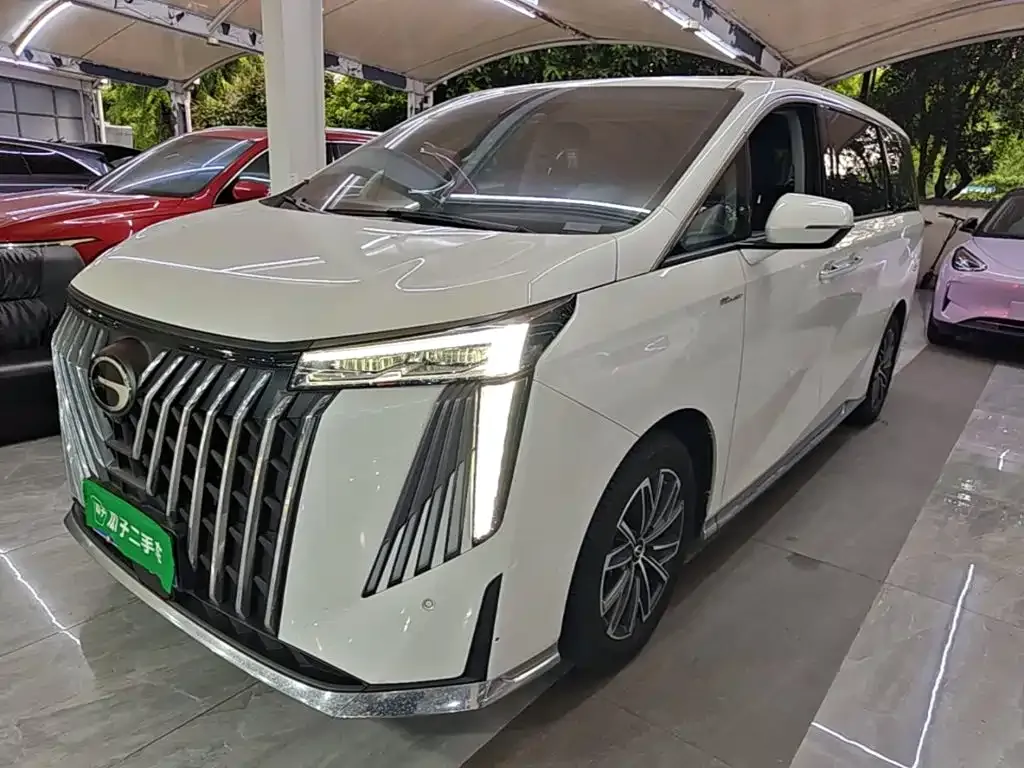 GAC Motor Trumpchi M8 — фото 1