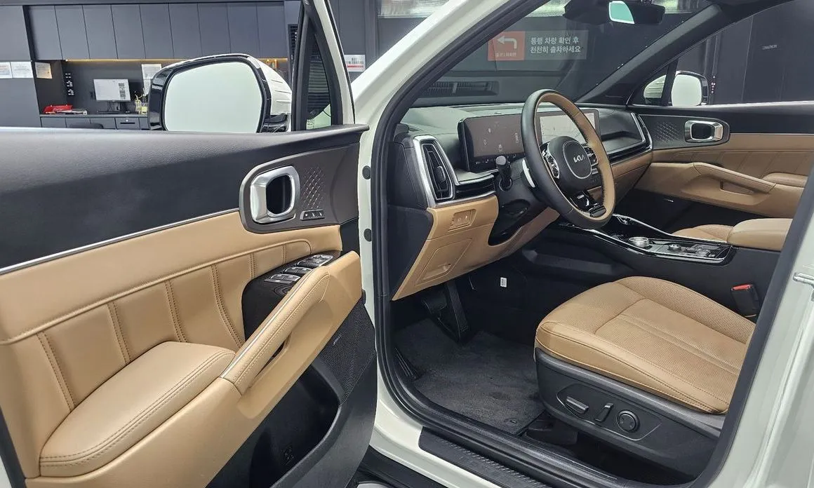 Kia Sorento — фото 9