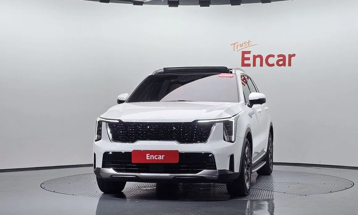 Kia Sorento — фото 6