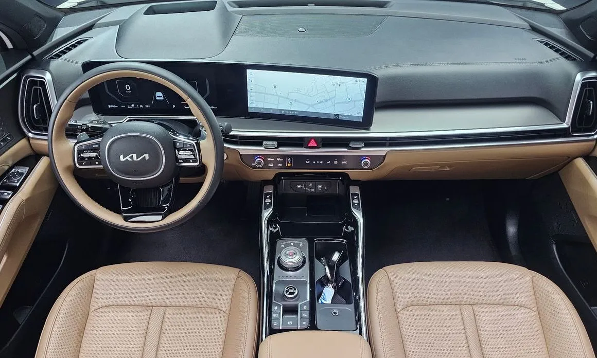 Kia Sorento — фото 10