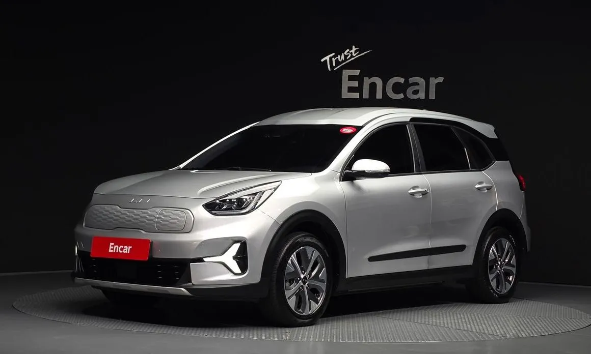 Kia Niro — фото 1
