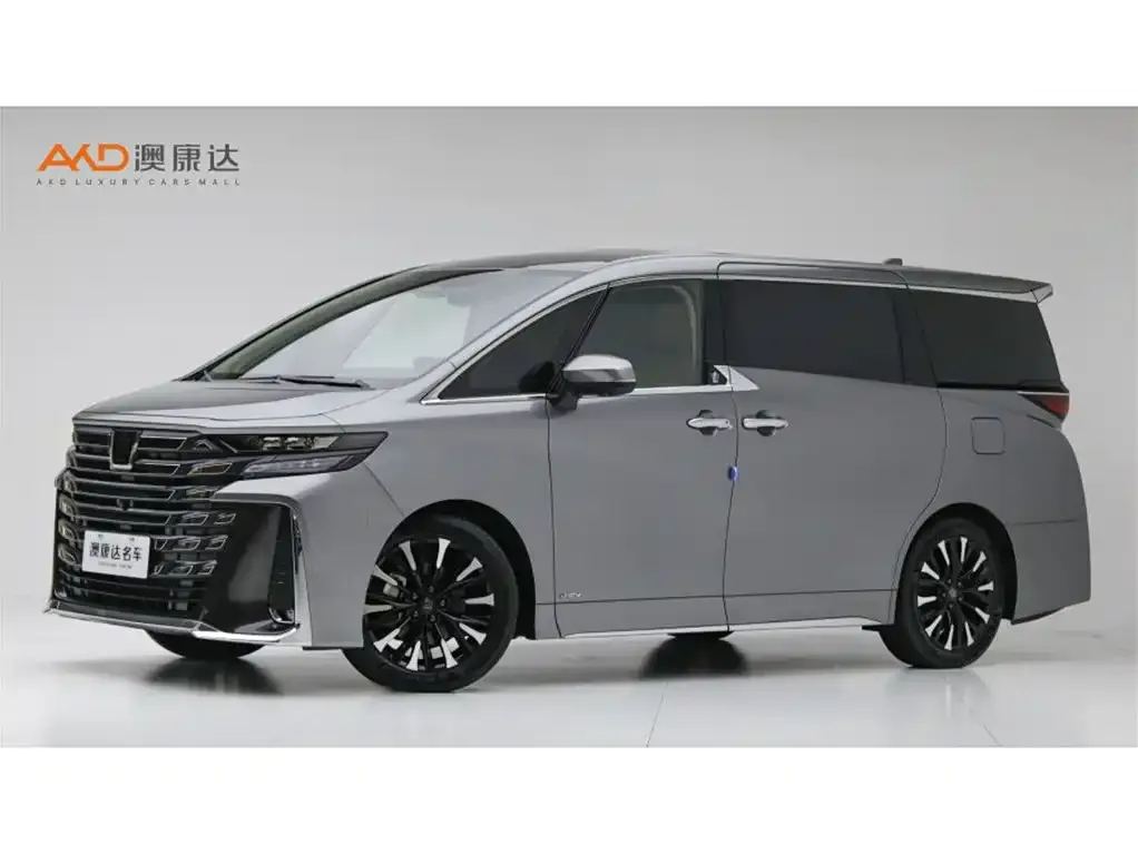 Toyota Vellfire — фото 1