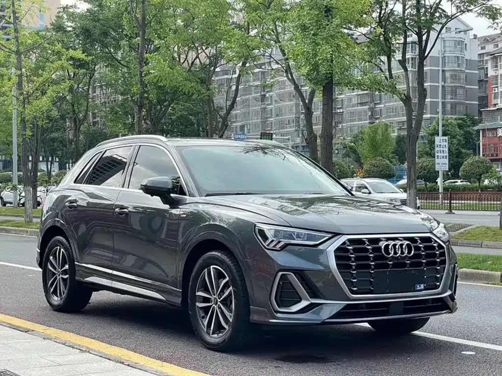 Audi Q3 — фото 6
