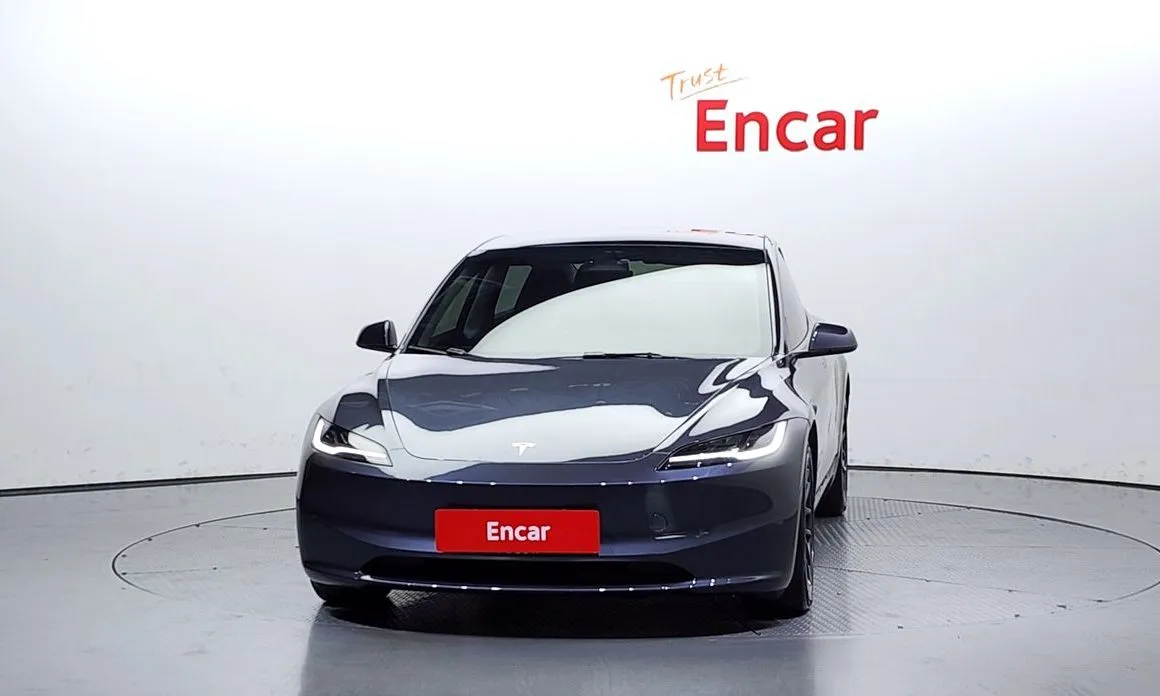 Tesla Model 3 — фото 2