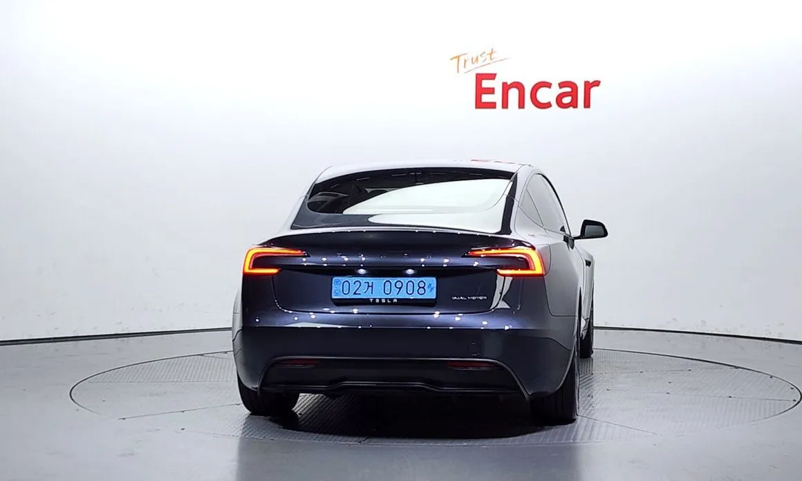 Tesla Model 3 — фото 6