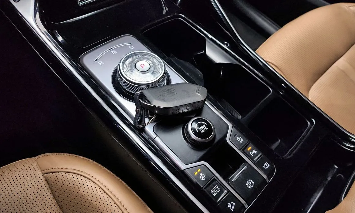 Kia Sorento — фото 10