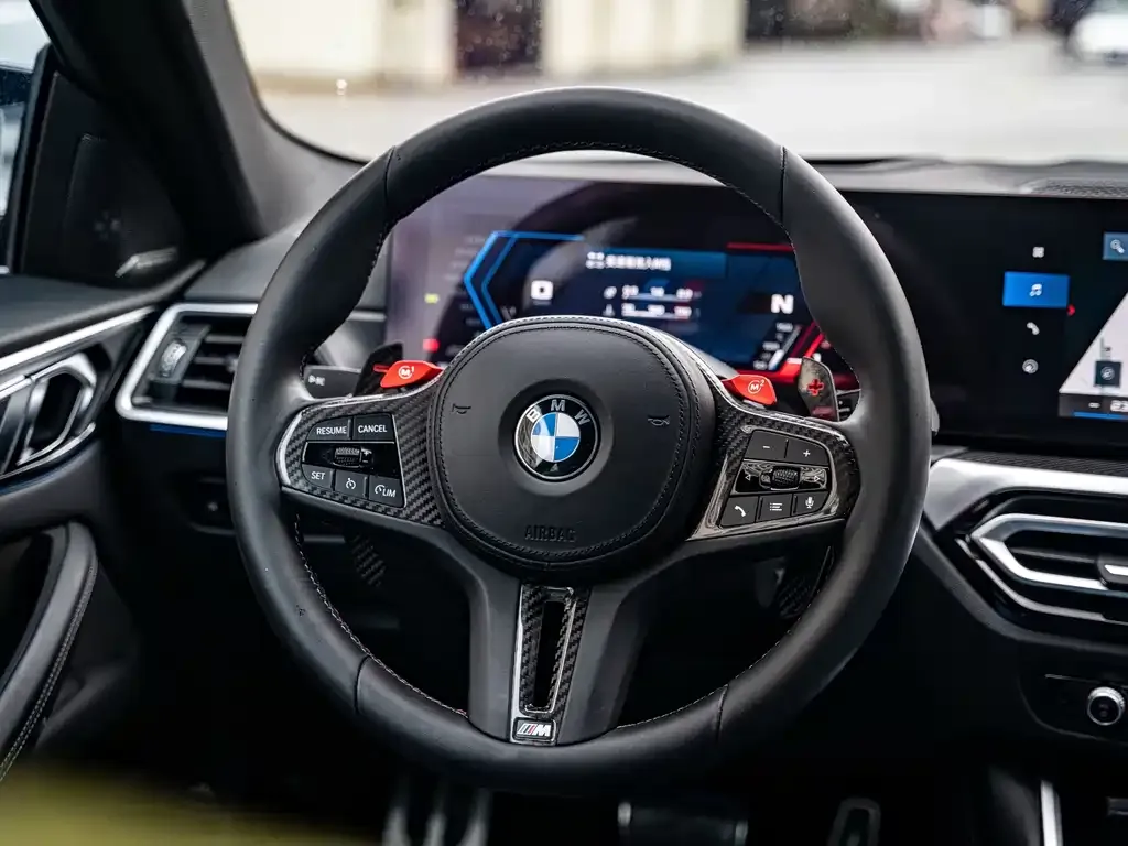 BMW M4 — фото 3