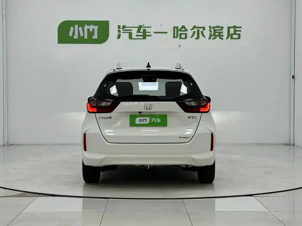 Honda Fit — фото 3