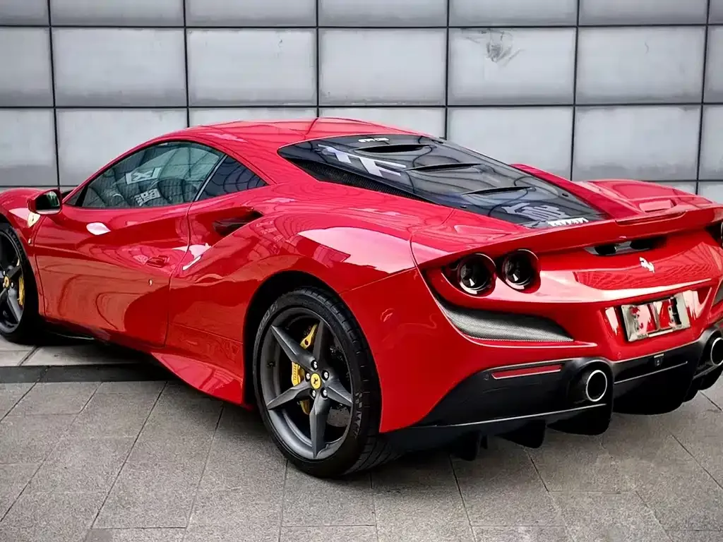 Ferrari F8 — фото 5