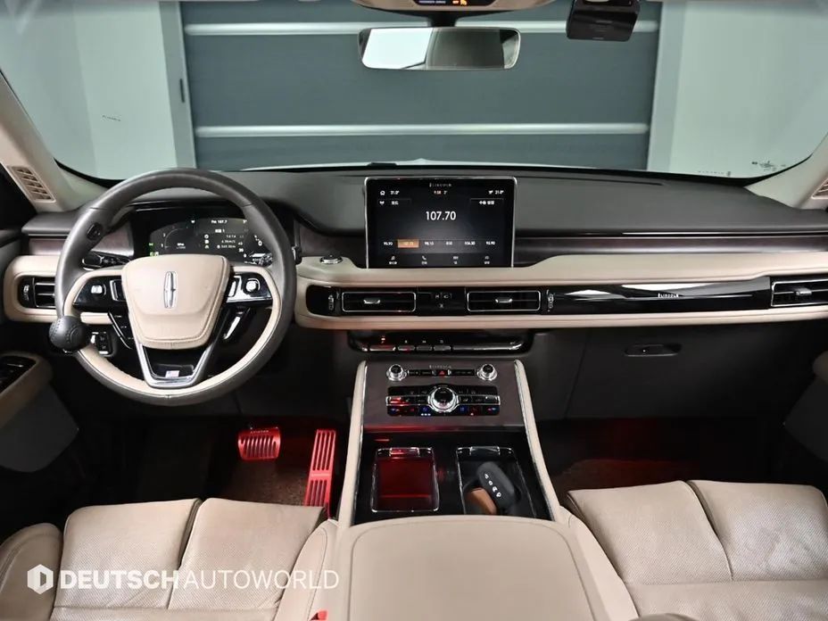 Lincoln Aviator — фото 9
