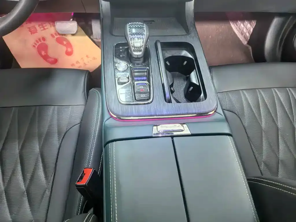 GAC Motor Trumpchi GS8 — фото 10