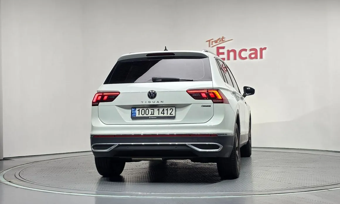Volkswagen Tiguan — фото 6