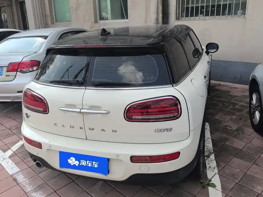 MINI Clubman — фото 2