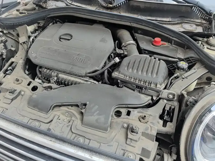 MINI Clubman — фото 6