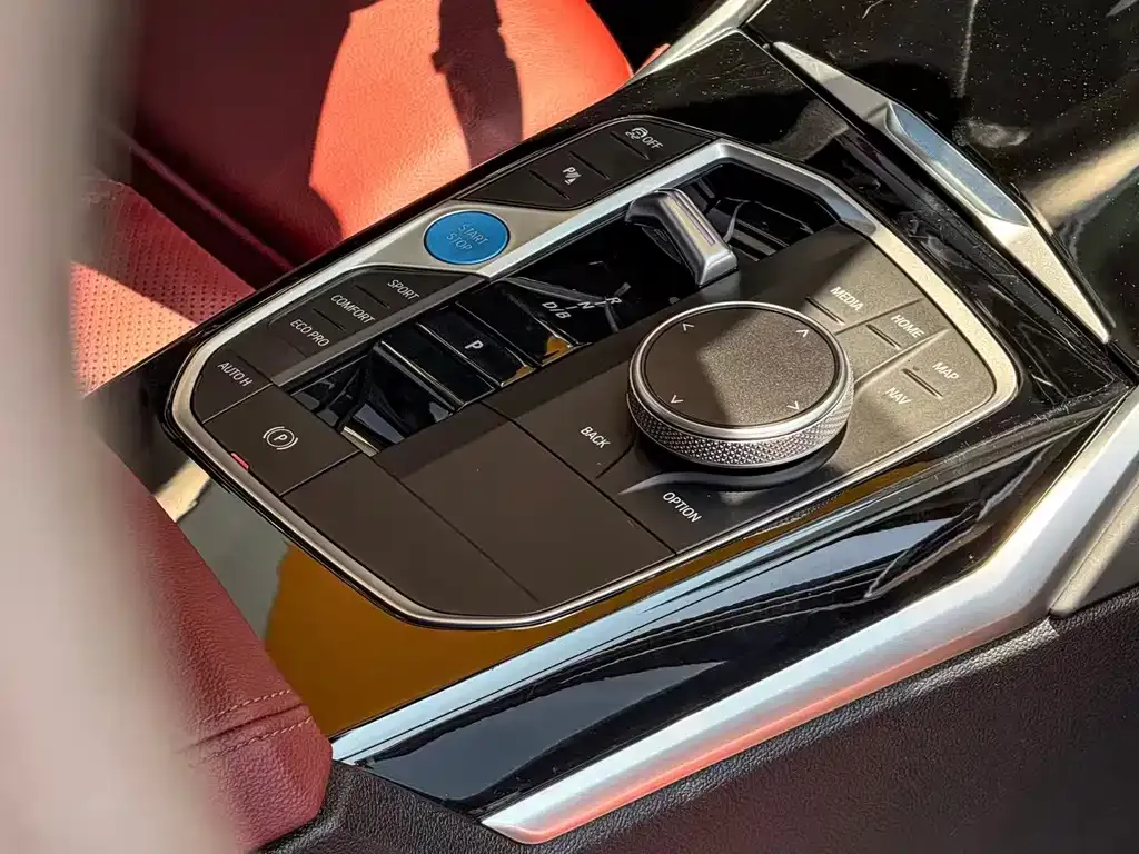 BMW i3 — фото 8