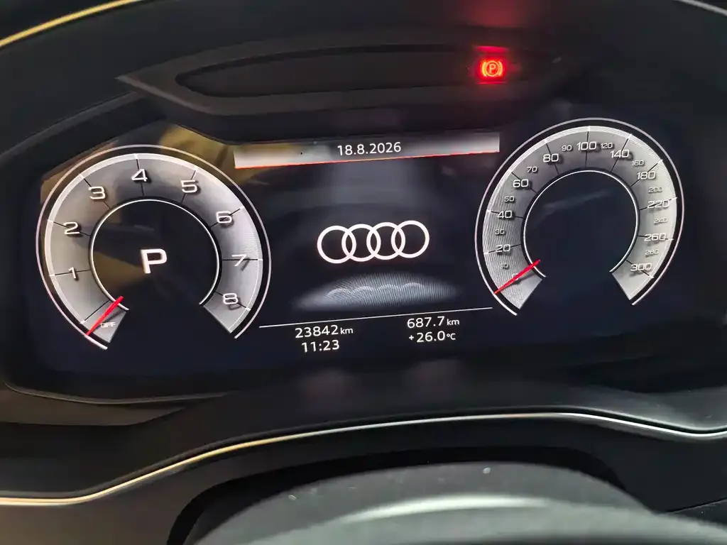 Audi A6L — фото 10