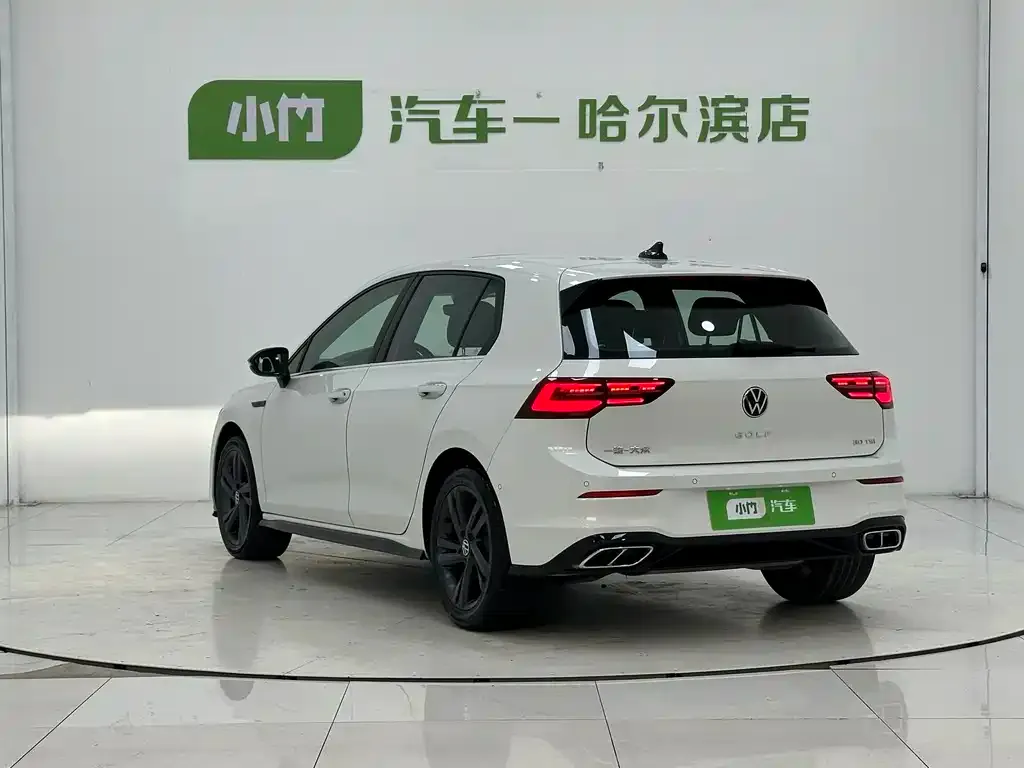 Volkswagen Golf — фото 7