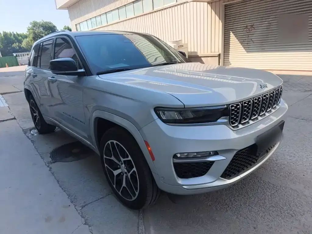 Jeep Grand Cherokee 4xe (Import) — фото 10