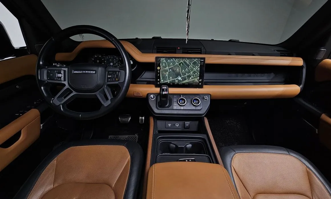Land Rover Defender — фото 7