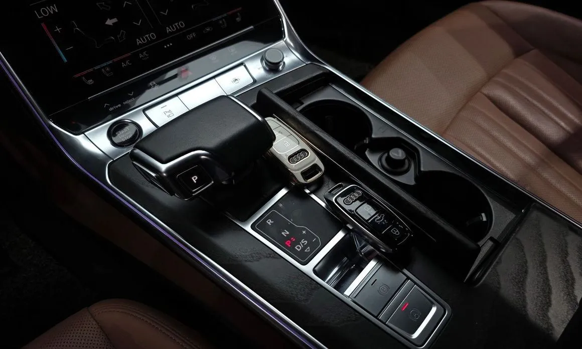Audi A6 — фото 6