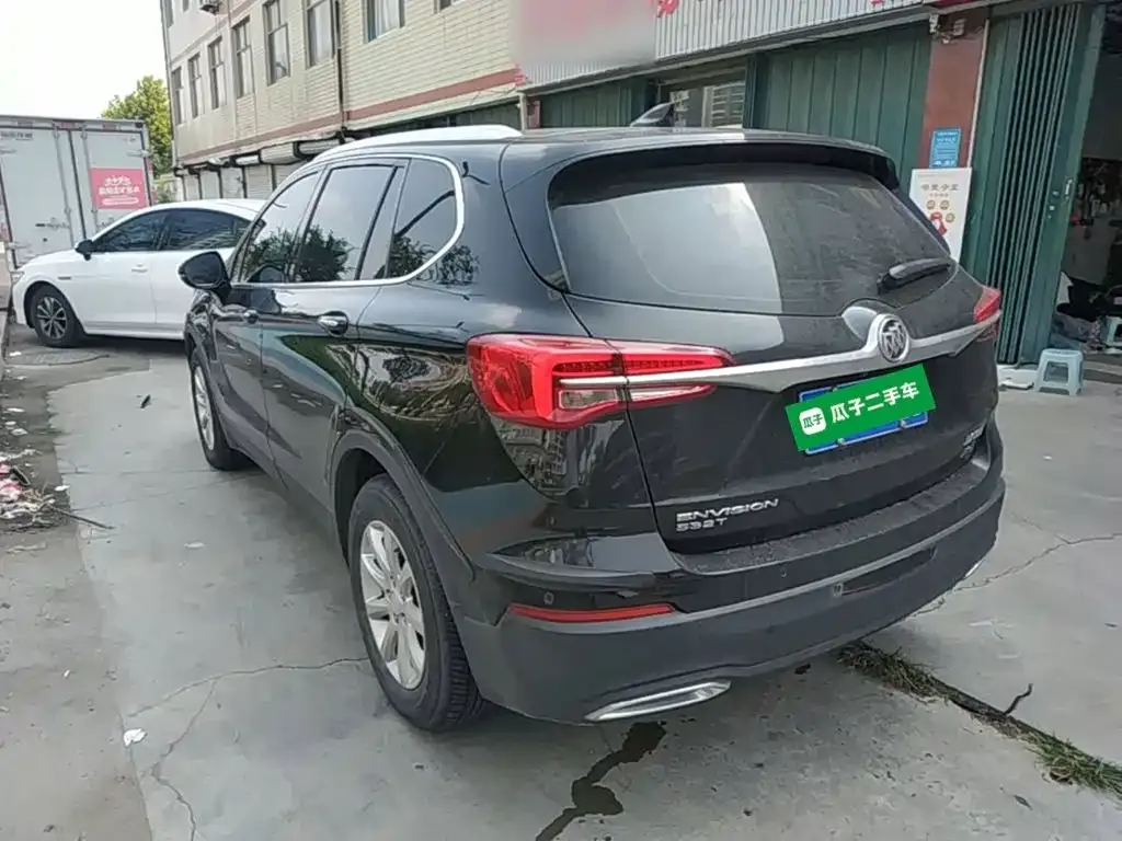Buick Envision Plus — фото 2