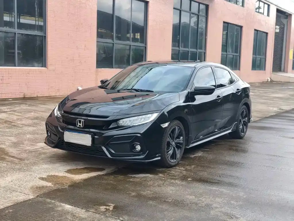 Honda Civic — фото 1