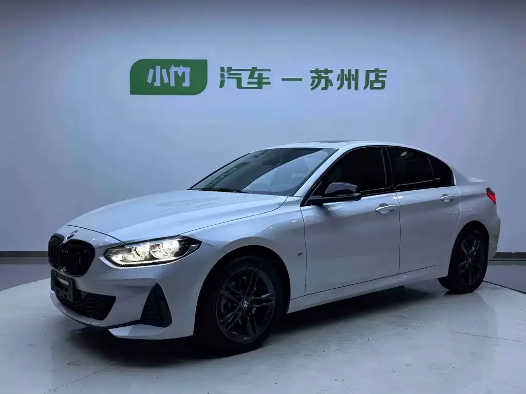 BMW 1 Series — фото 1