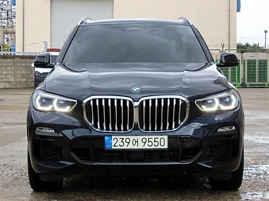 BMW X5 — фото 1