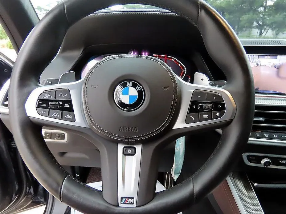 BMW X5 — фото 10