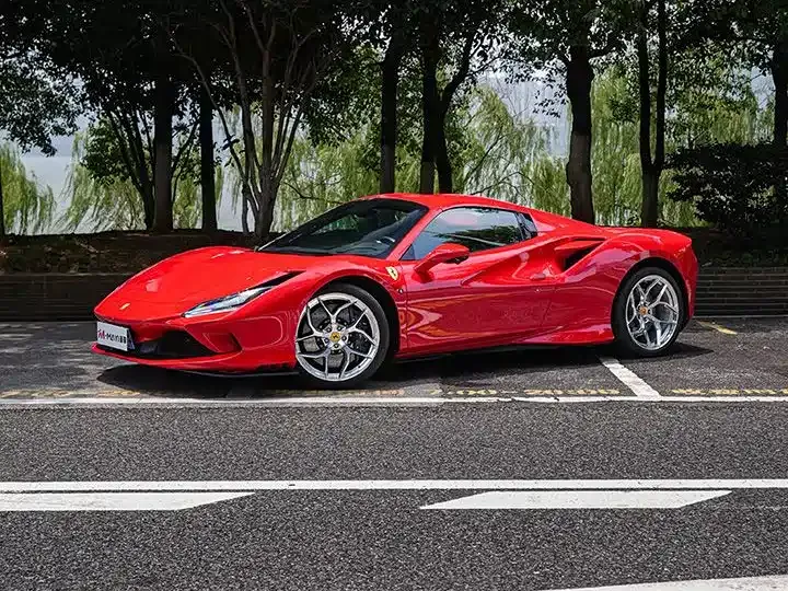 Ferrari F8 — фото 1