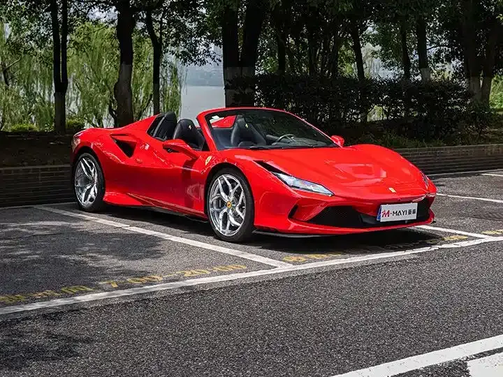 Ferrari F8 — фото 10