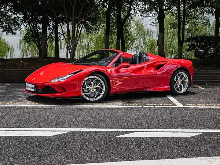 Ferrari F8 — фото 9