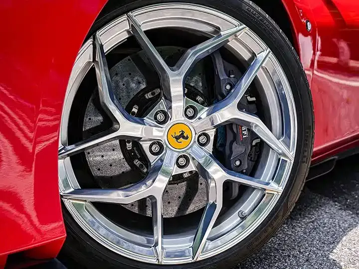 Ferrari F8 — фото 2