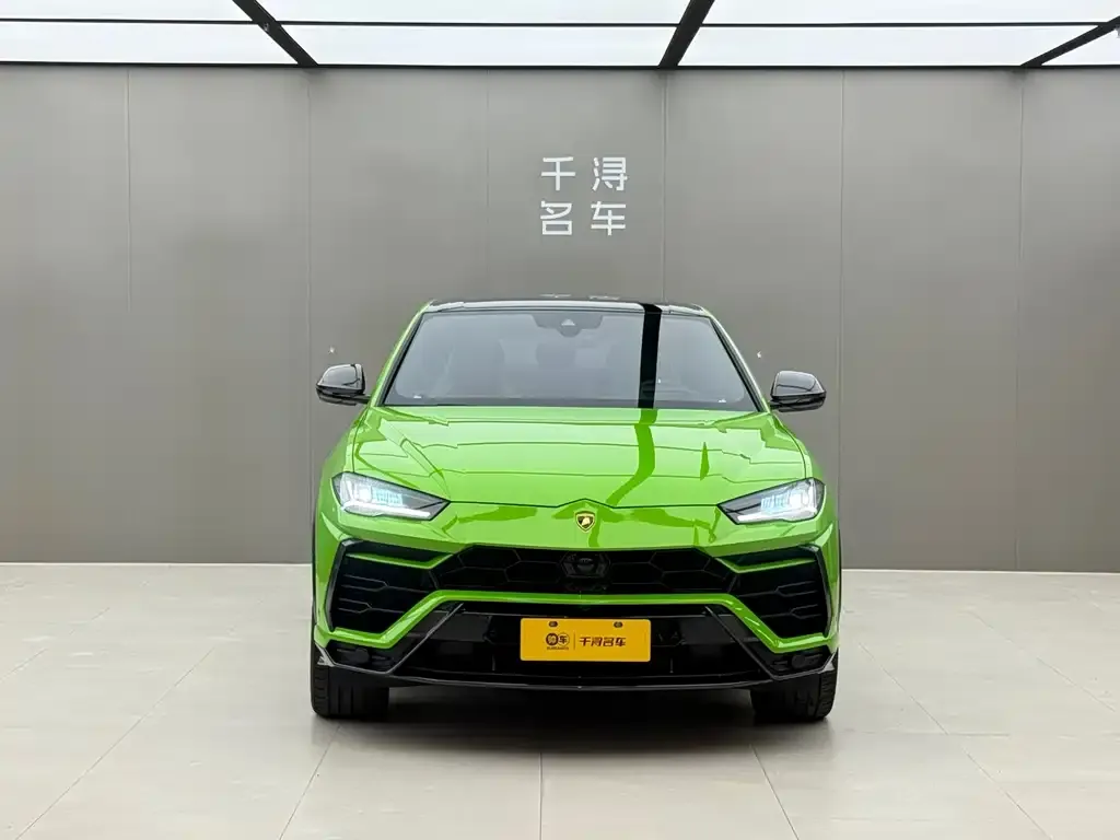 Lamborghini Urus — фото 6
