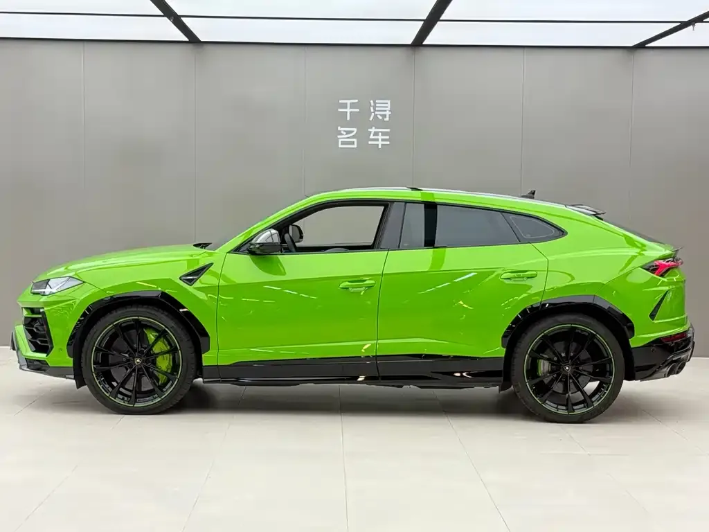 Lamborghini Urus — фото 3