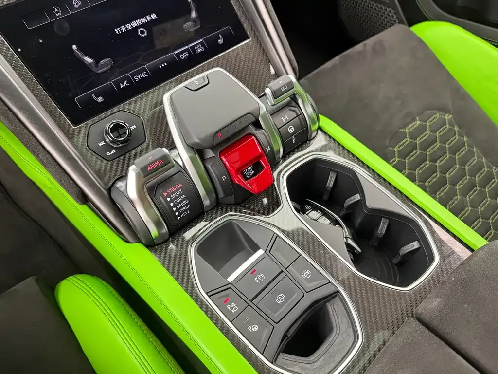 Lamborghini Urus — фото 4