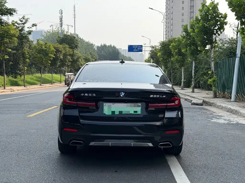 BMW 5 Series New Energy — фото 2
