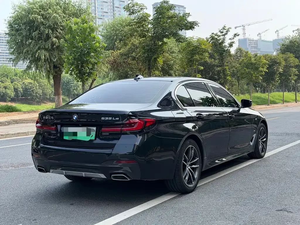 BMW 5 Series New Energy — фото 6