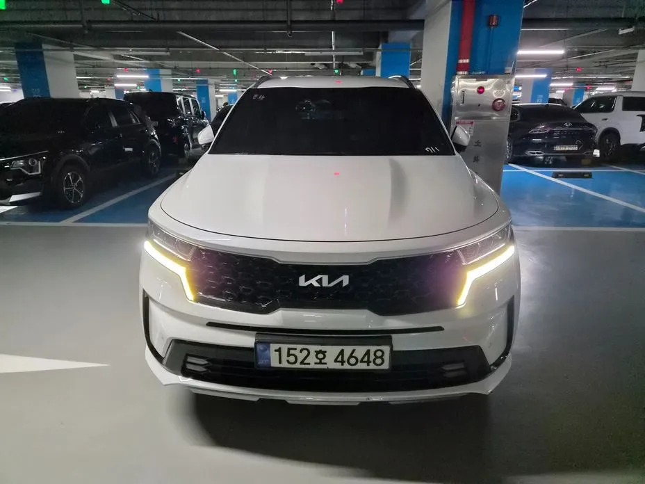 Kia Sorento — фото 7