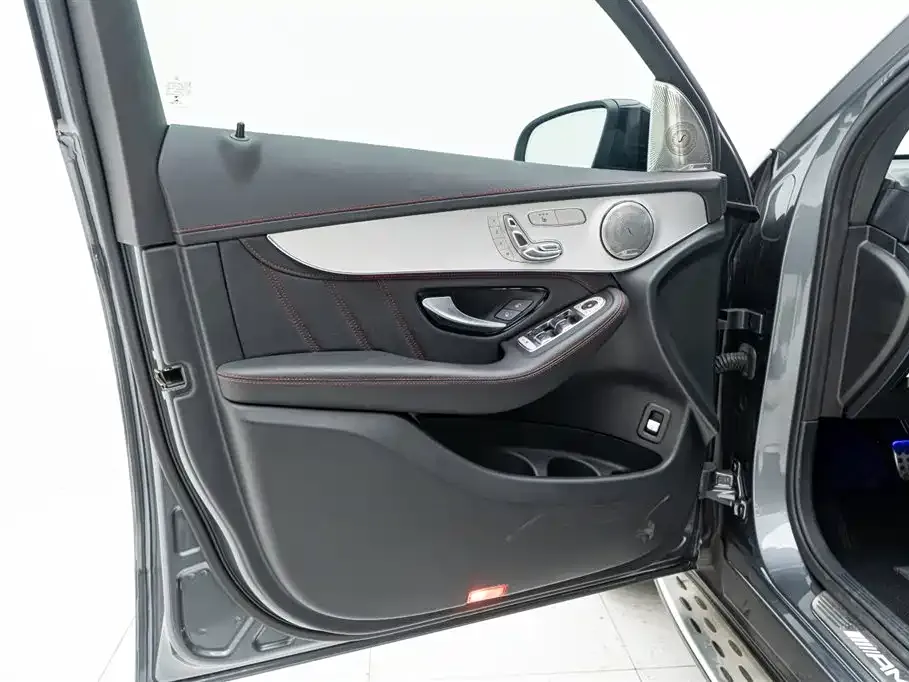 Mercedes-Benz GLC Coupe AMG — фото 6