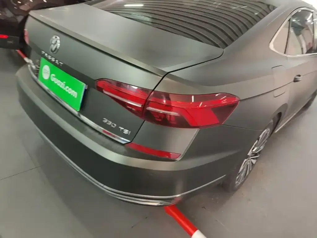 Volkswagen Passat — фото 5