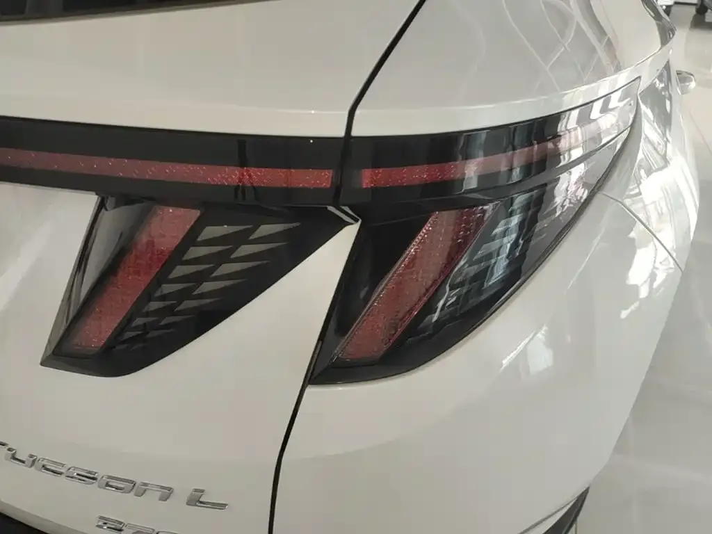 Hyundai Tucson — фото 2