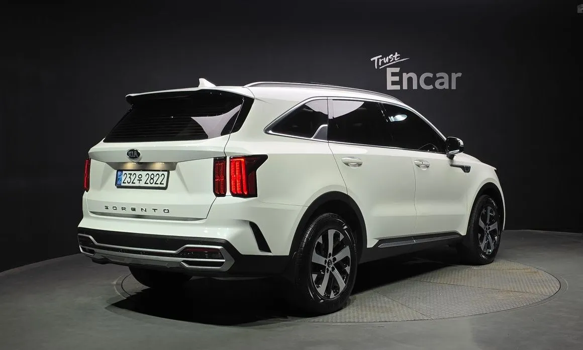 Kia Sorento — фото 3