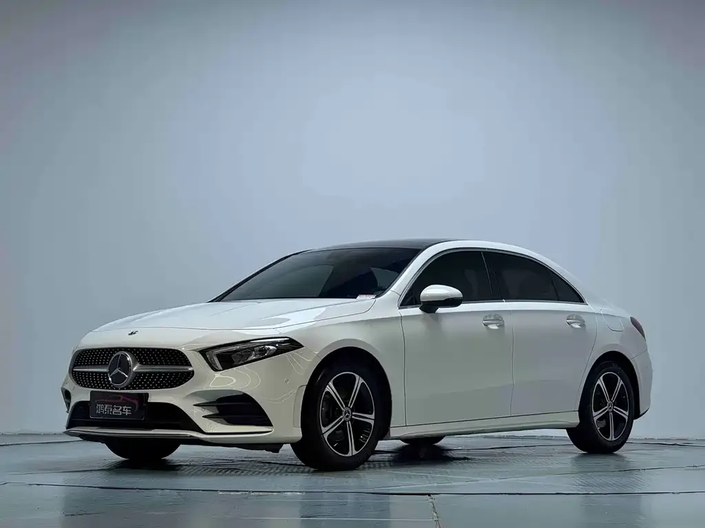 Mercedes-Benz A-Class — фото 1