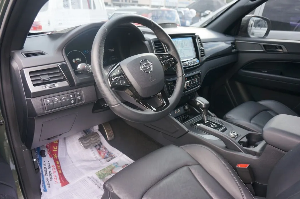 KG Mobility (Ssangyong) Rexton — фото 3