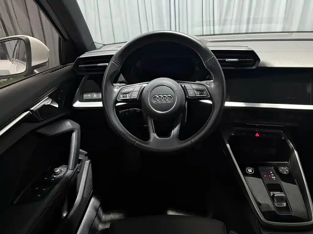 Audi A3 — фото 2