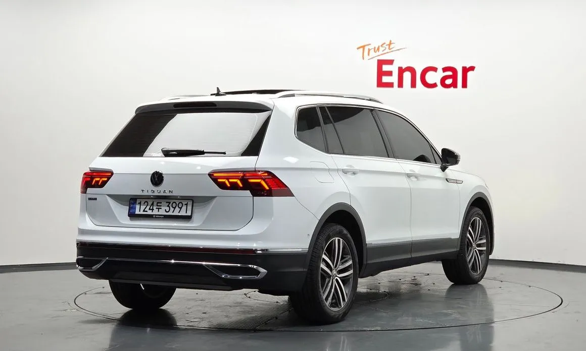 Volkswagen Tiguan — фото 2